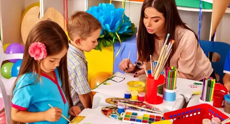 Você conhece mesmo a diferença entre Montessori, Waldorf e Reggio Emilia? Spoiler: muda tudo na prática